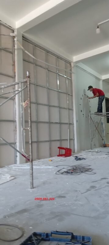 làm vách ngăn thach cao tại bình dương